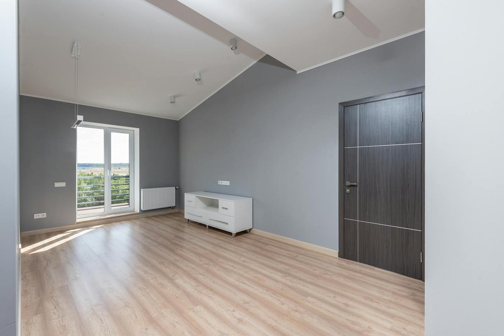 Family House with Garage EN